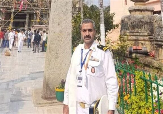 حماسه‌ای در دل اقیانوس/ روایت بازمانده کرمانشاهی از صلابت ناوشکن دنا