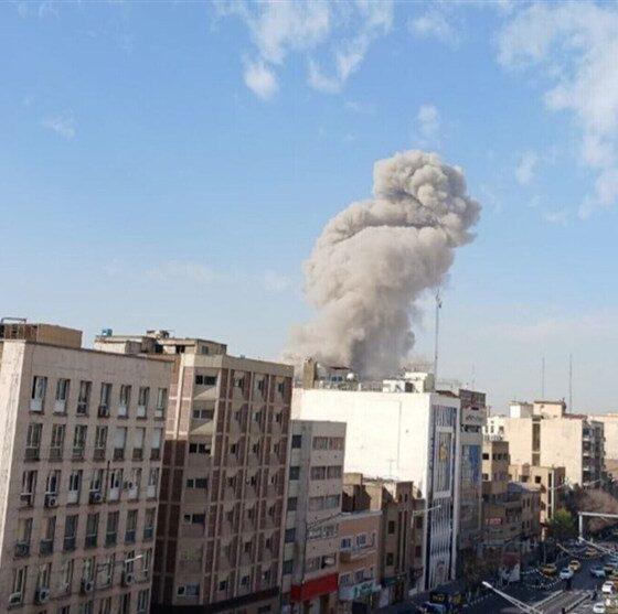 حمله آمریکایی ـ صهیونی به یکی از پل‌های ارتباطی خارج از شهر قم