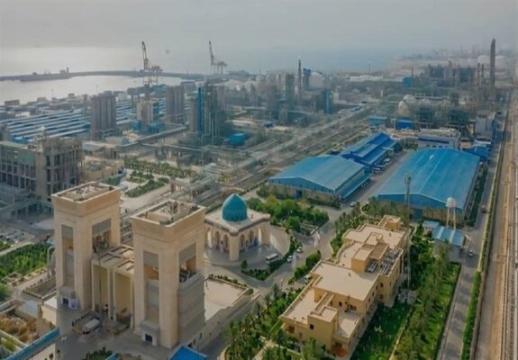 حمله اسرائیل به پتروشیمی‌های عسلویه؛‌ تأسیسات جانبی هدف قرار گرفت