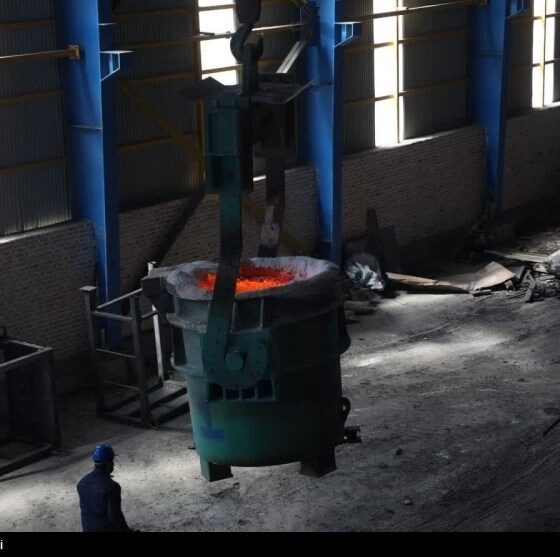 حمله دشمن به تولید، اشتغال کارگران را نشانه گرفته است