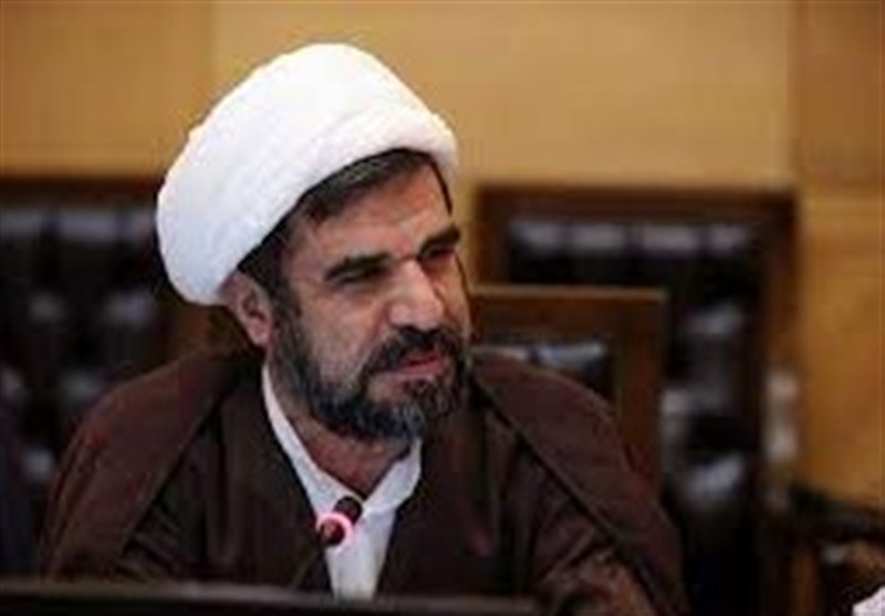 حوزه نظامی و دیپلماسی خارجی زیر نظر فرماندهی کل قوا هدایت می‌شود