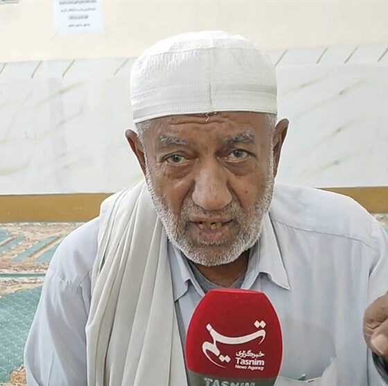 خاطرات معتمد بلوچ از دوران تبعید رهبری؛ خبر شهادت ایشان ما را شوکه کرد