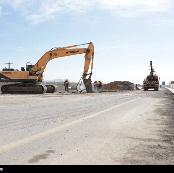 خسارت سنگین حمله آمریکایی ـ صهیونی به آزادراه کرمانشاه ـ بیستون ـ حمیل