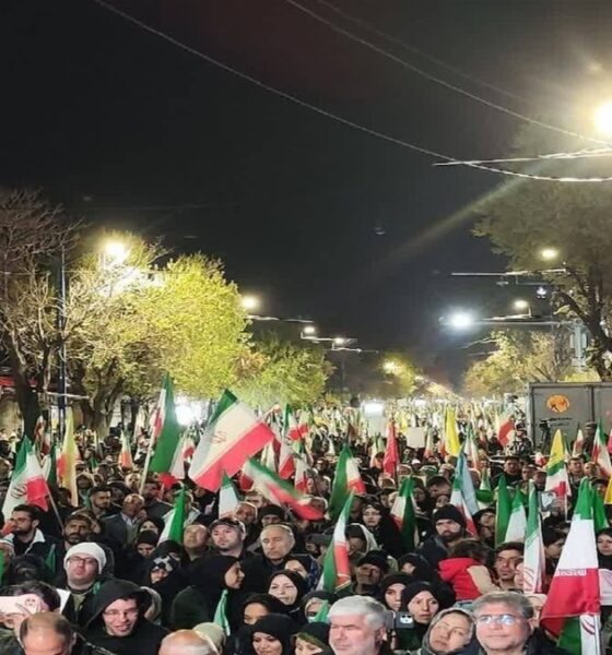 دختر تبریزی با اسب و تفنگ در تجمع شبانه حضور یافت+ عکس