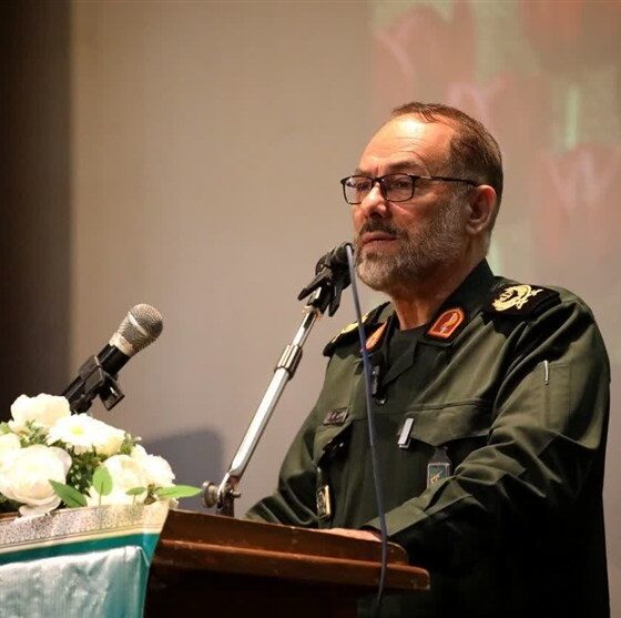 دشمن می‌خواست از مرزهای کردستان وارد ایران شود؛ هیچ‌کس ‌همکاری نکرد