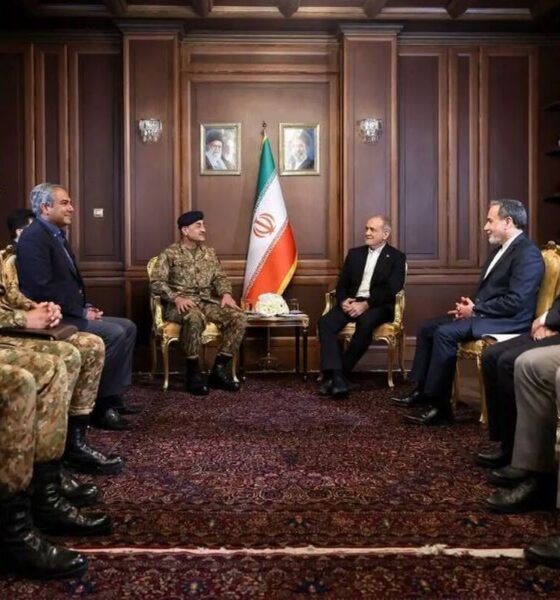 دیدار فرمانده ارتش پاکستان با رئیس جمهور