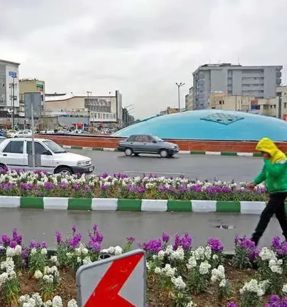 دیوارنگاره جالب میدان انقلاب در پاسخ به ضرب‌الاجل ترامپ+ عکس