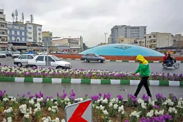 دیوارنگاره جالب میدان انقلاب در پاسخ به ضرب‌الاجل ترامپ+ عکس