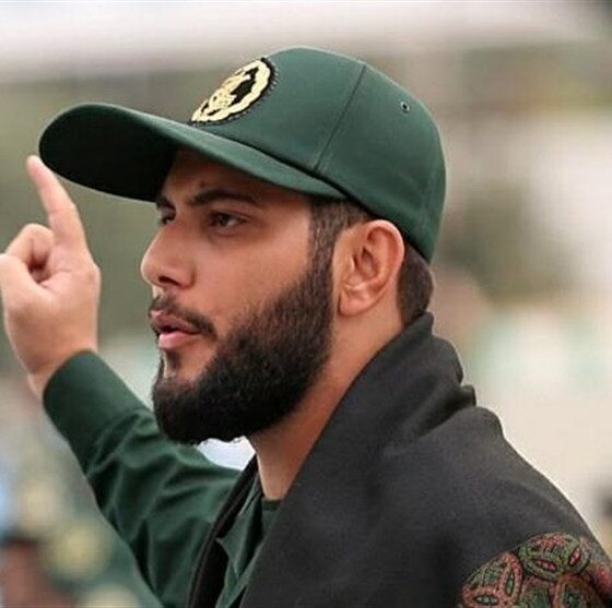 روایت‌ ماندگار از مهر پدری رهبر شهید بر قلوب شاعران/گفت‌وگو با شاعر