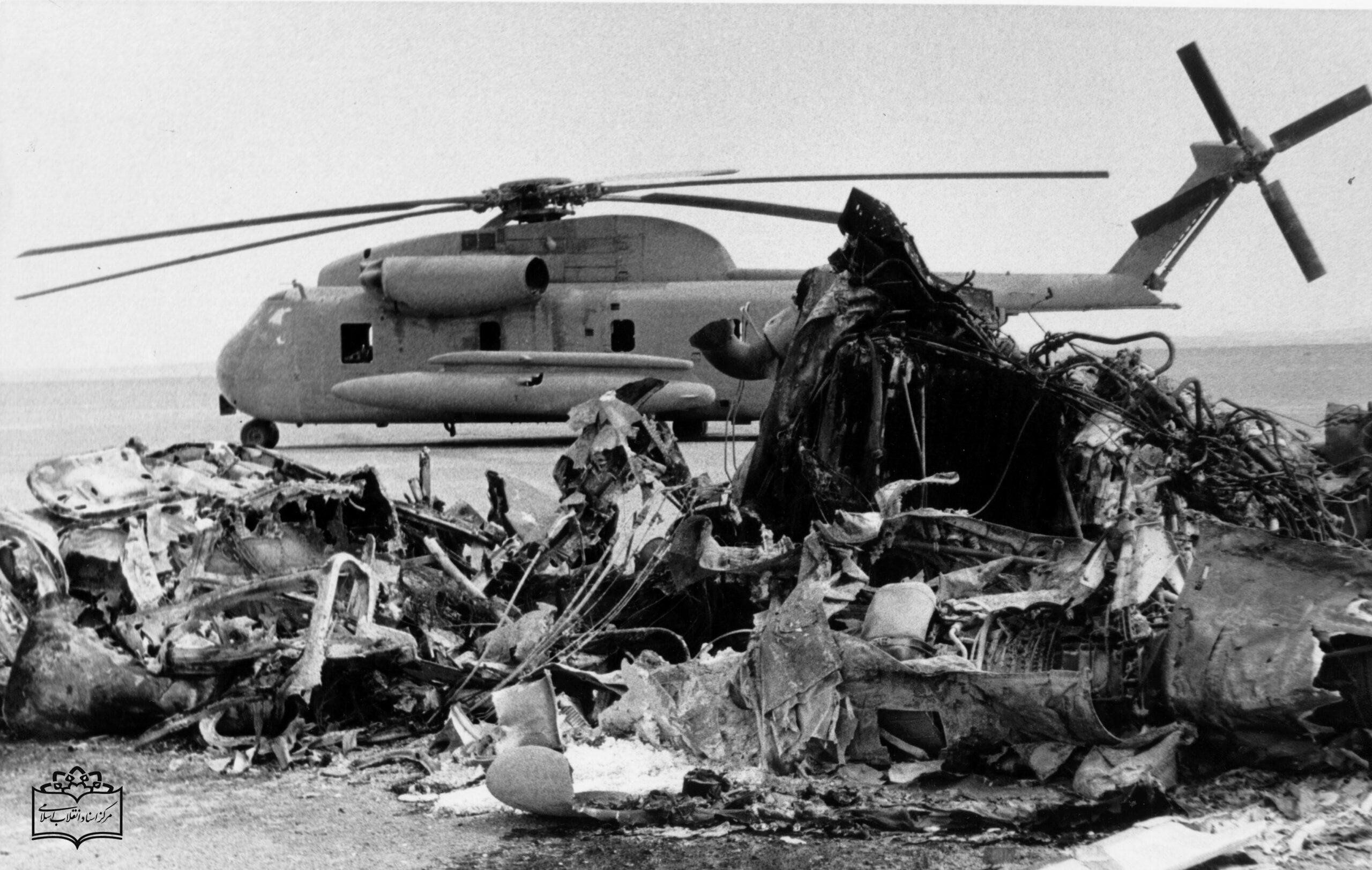 روایتی از طوفان طبس که عملیات «پنجه عقاب» را نقش بر زمین کرد