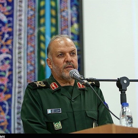 سردار شهید غلامرضا سلیمانی در مسیر خدمت به مردم خستگی‌ناپذیر بود