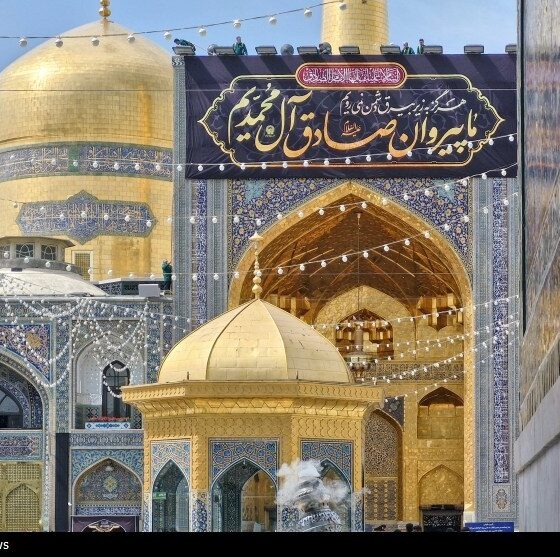 سیاه‌پوشی حرم امام رضا(ع) به مناسبت شهادت امام صادق(ع)+تصاویر