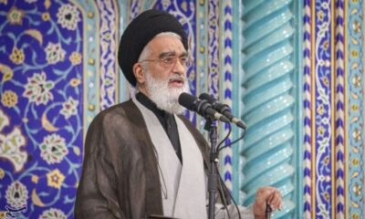 شباهت بیعت مردم با سومین امام انقلاب به بیعت رضوان با پیامبر(ص)