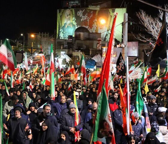 شکوه حضور مردم محلات در حمایت از رهبر معظم انقلاب و نیروهای مسلح