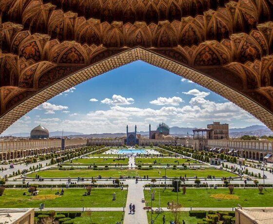 شیخ بهایی میان عقلانیت اداری،شریعت مذهبی و هویت ایرانی آشتی برقرار کرد