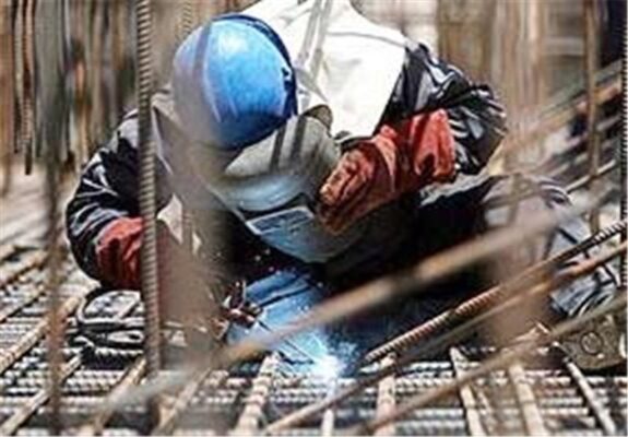 ضرورت گنجاندن کارگران ساختمانی در بسته‌های حمایتی جنگ