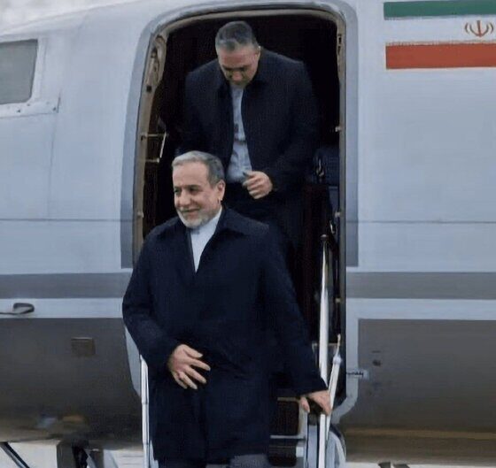 عراقچی برای دیدار با پوتین وارد سن‌پترزبورگ شد