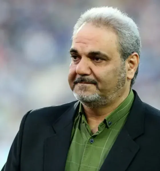 غیبت مشکوک مجری مشهور درباره جواد خیابانی