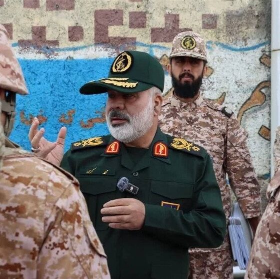 فرمانده نیروی زمینی سپاه: ایران را زندان و باتلاق متجاوزان می‌کنیم