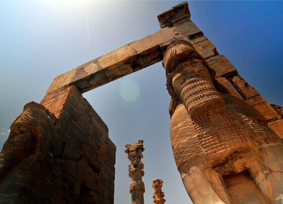 فقدان نهادی‌سازی دانش و تضعیف پیوند مخازن معرفتی