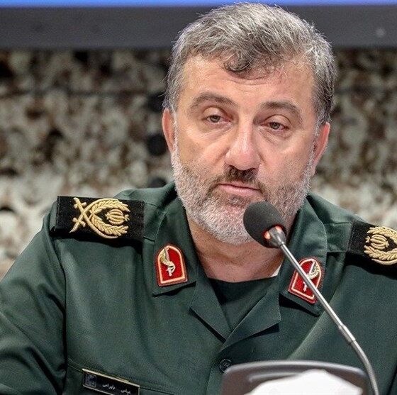 مردم ایران مسیر تاریخ را تغییر دادند/ امید دشمن به نفوذی‌هاست