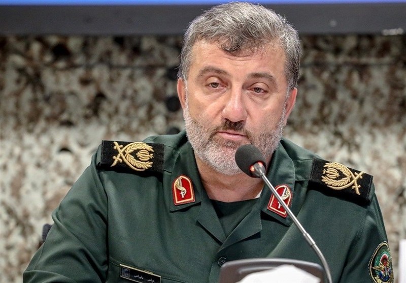 مردم ایران مسیر تاریخ را تغییر دادند/ امید دشمن به نفوذی‌هاست