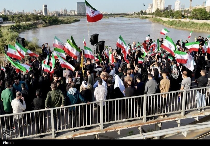 ملت ایران در طول تاریخ هیچ‌گاه با دشمن مماشات نکرده است