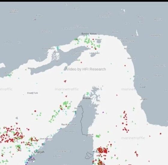 نیکزاد: کنترل "تنگه هرمز" را سپاه و ارتش در اختیار دارند نه آمریکا