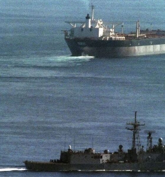 هشدار کمیسیون امنیت ملی مجلس درمورد تنگه هرمز