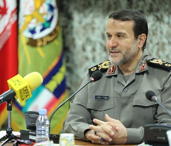 پاسداران این مسیر مقدس، همواره گوش به فرمان ولی فقیه هستند