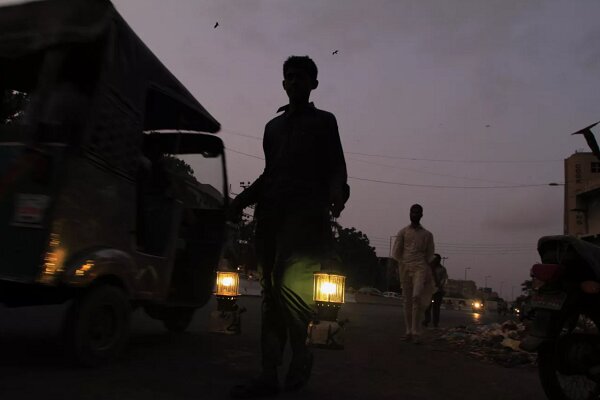 پشت پرده میانجیگری پاکستان؛ کمبود شدید برق در انتظار همسایه شرقی