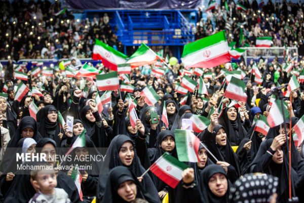 پنجاه و دومین شب رامیان‌ها در سنگر خیابان