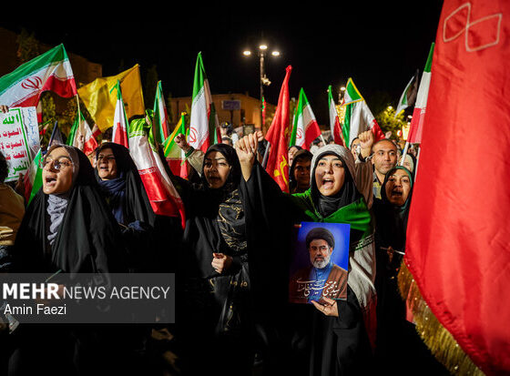 پنجاه و هشتمین شب تجمع مردم دیار شهید همت در نهضت خیابان