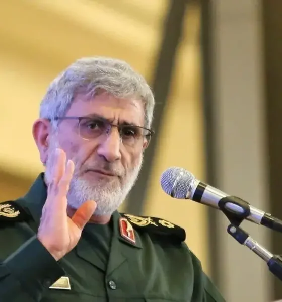 پیام مهم سردار قاآنی به ترامپ / فرمانده ناو جرالد فورد را اخراج کنید!