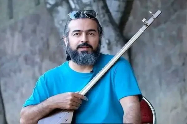 کنایه تند پرواز همای به طرفداران پهلوی+ عکس