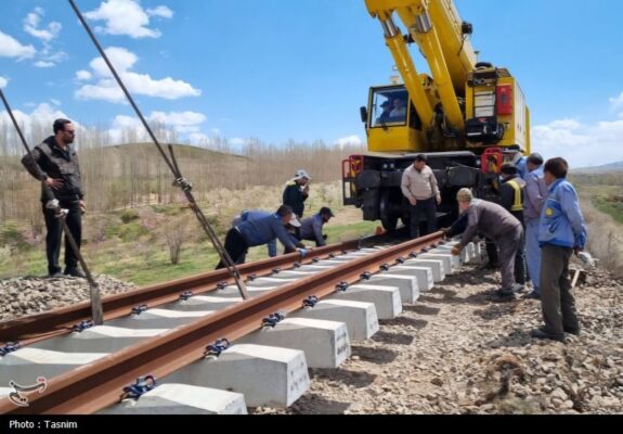 گفت‌وگو|تحقق 50درصدی راه‌آهن شرق کشور/واگذاری زمین‌های ویلایی درخاوران