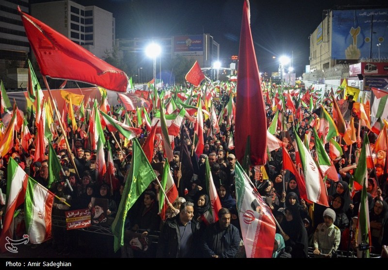 یادداشت| محراب خیابان؛ تجلی اتحاد مردم و ولایت