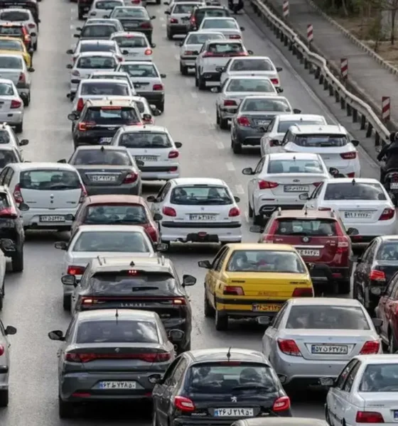 آخرین وضعیت ترافیکی و جوی جاده‌های کشور / ترافیک سنگین در محورهای ورودی تهران گزارش شد