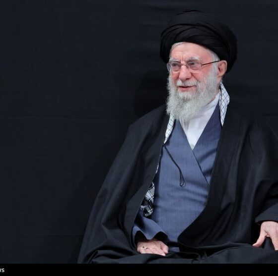 آخرین کمک رهبر شهید برای آزادی زندانیان