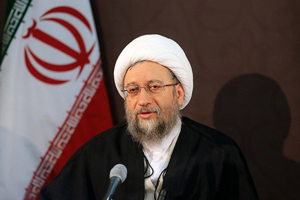 آملیلاریجانی: دشمن در صفآرایی مستقیم به زانو درآمده است آملیلاریجانی: دشمن در صفآرایی مستقیم به زانو درآمده است