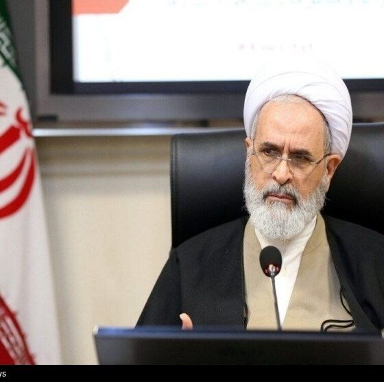 آیت‌الله اعرافی: هر صدایی که بر اتحاد ملت خدشه کند، ابزار استکبار است