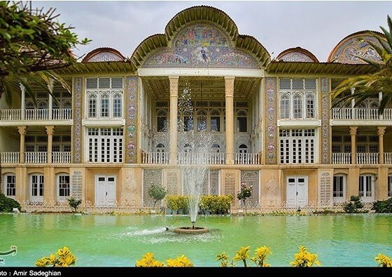 اردیبهشت‌ماه شیراز به اوج زیبایی می‌رسد