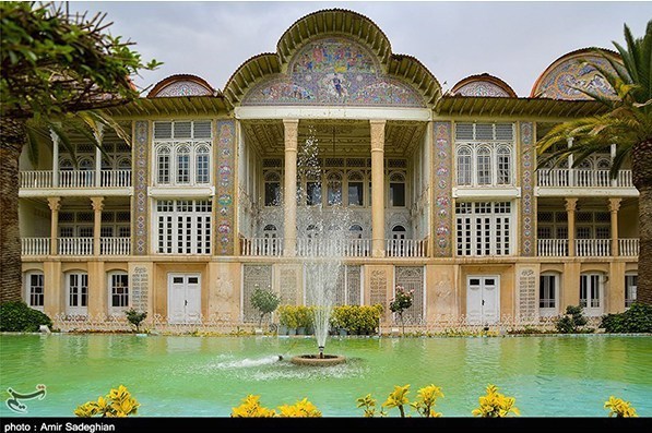 اردیبهشت‌ماه شیراز به اوج زیبایی می‌رسد