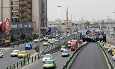 اشتباه عجیب روی بیلبورد نصب شده در خیابان‌های تهران خبرساز شد+ عکس