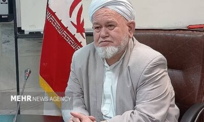 اطاعت از رهبری و وحدت شیعه و سنی، دو رکن اساسی امت اسلامی است