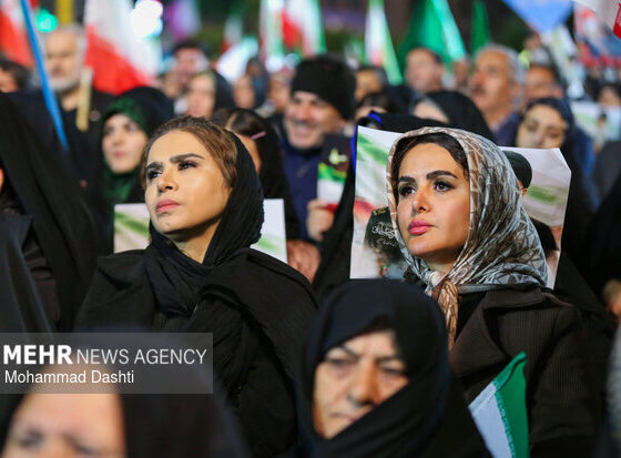 باز تعریف «زن، زندگی، آزادی» در حماسه حضور زنان در جنگ رمضان