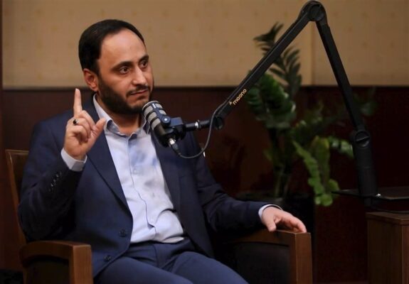 بهادری‌جهرمی: جنگ به حوزه‌ دریایی، اقتصادی و دیپلماتیک کشیده شد