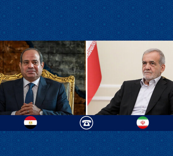 تأکید روسای جمهور ایران و مصر بر راهکارهای دیپلماتیک حل و فصل مسائل
