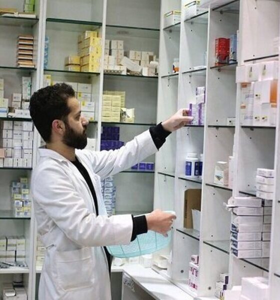 تحمیل فروش نقدی دارو به داروخانه‌ها / دسترسی مردم به دارو مختل می‌شود