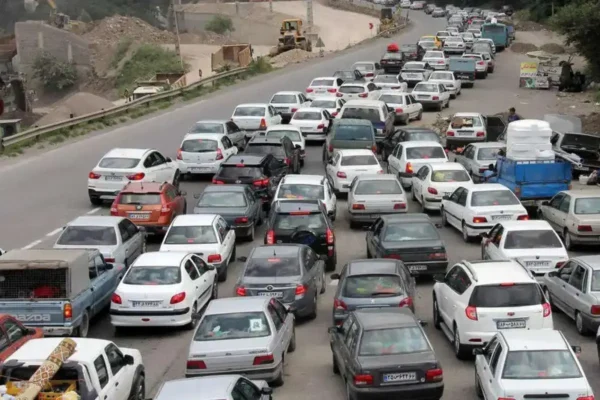 ترافیک سنگین خودرویی در جاده چالوس و هراز/ اطلاعیه مهم پلیس راهور برای مسافران
